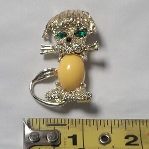VTG Mid Century Whimsical Dog Brooch Gold Tone Rhinestone Eyes Yellow Cabochon